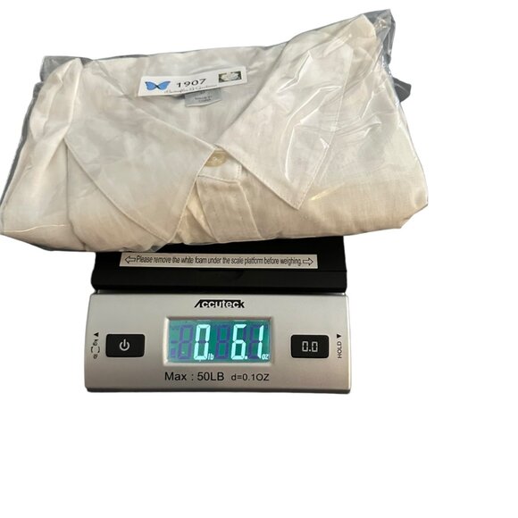 Christopher and Banks Top Womens Size Medium White Collar Button Down Semi Sheer - Picture 11 of 12